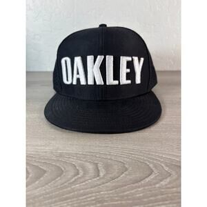Oakley Black Large Logo White Lettering Men's Snapback Hat- Cap- EUC